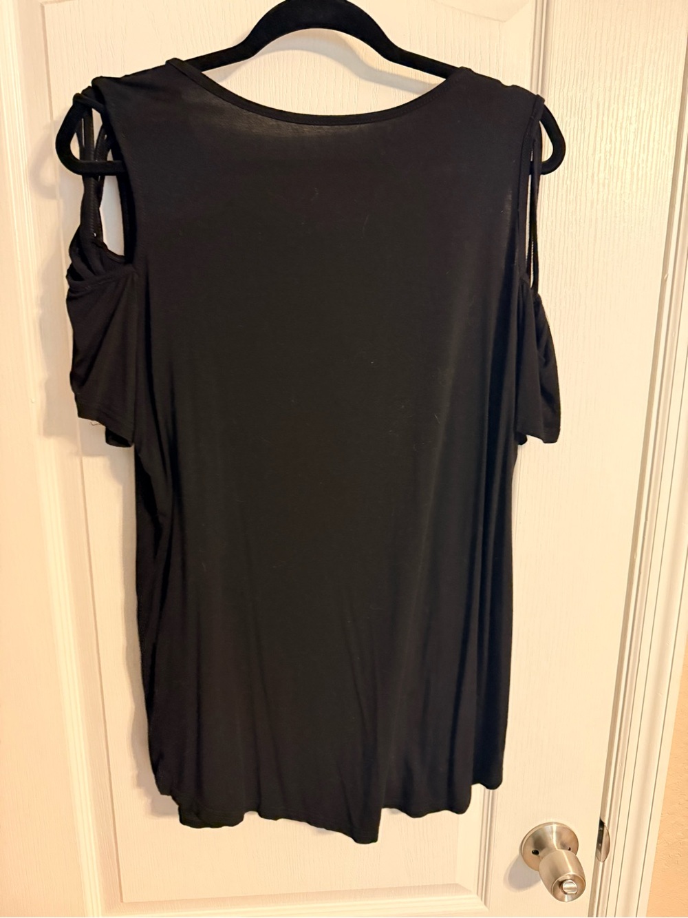 Women's 40th Birthday Gifts I Make 40 Look Good Cold Shoulder Short Sleeve T - Picture 3 of 8